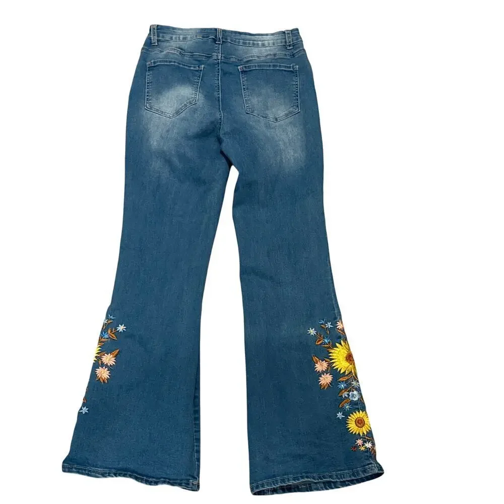 Telepatia floral embroidered
